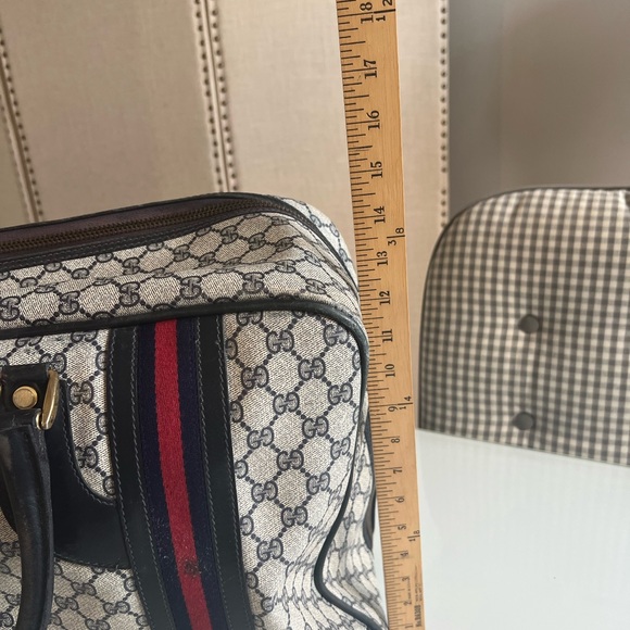 Gucci Duffle Bag - Picture 7 of 14